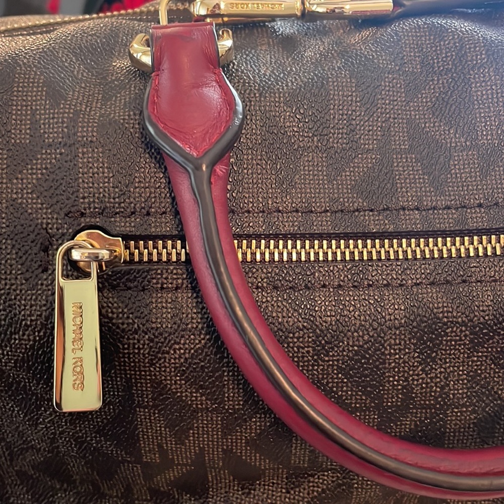 Mk Logo Bag - Picture 3 of 10